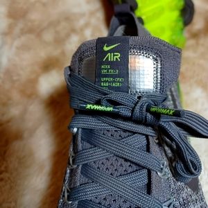 Nike Vapormax. Grey& Green. 9.5